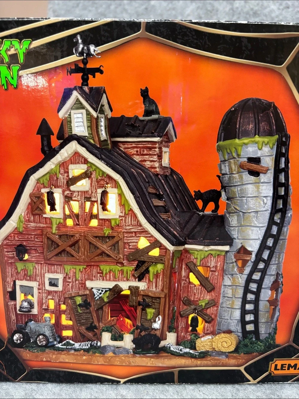 Halloween Lemax Spooky Town Dilapidated Barn 55916 2015 Scary